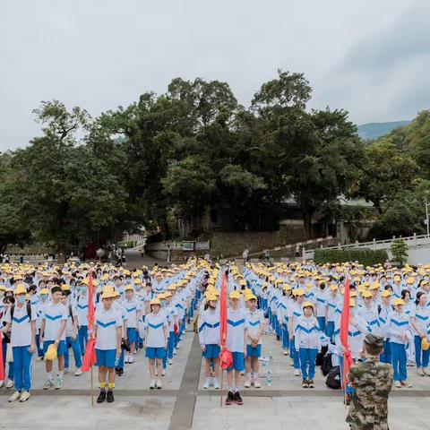 “传承红色基因·弘扬中医药文化”——记惠州一中南湖校区2022级初一12班研学实践教育之旅