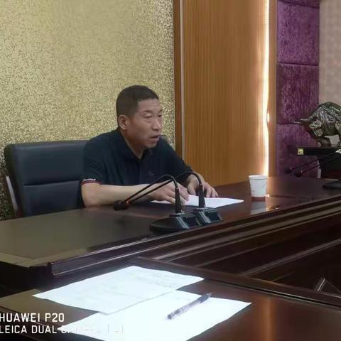 市城联社党委委员、副主任张宇宏到市红枫家具公司党总支宣讲“习近平总书记视察山西重要讲话重要指示”