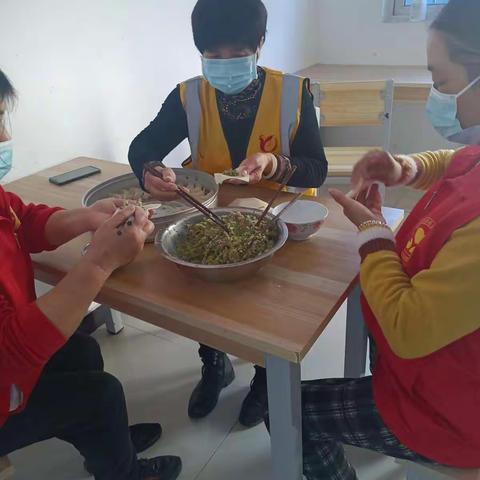 白鹿社区 时间银行   “包饺子，暖人心”