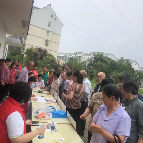 白鹿社区 时间银行   健康义诊