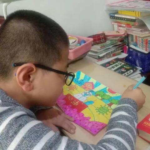 临河三小四六中队杨成琦，网课---我的居家生活