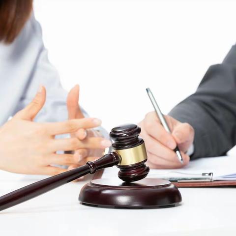 【富猫云律·云端普法】遛狗不牵绳，小心违法哦！