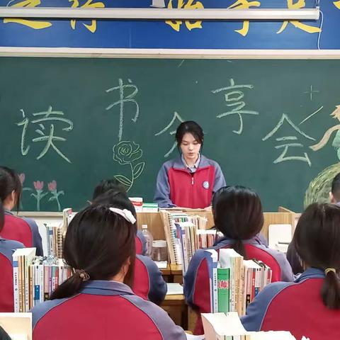 10 月迎国庆书香伴我行|现代服务学院 22 幼教对口241班读书分享会