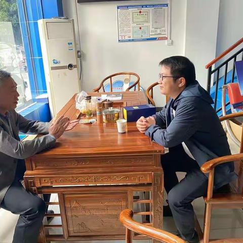 十年树木    百年树人——记崇阳一中高一班主任家访活动。