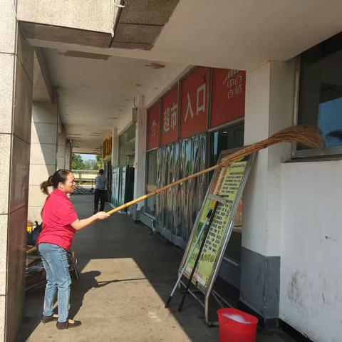 高速一店“中秋节”全员动手，卫生环境大清理