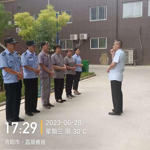 建造美丽园区，，，为业主提供更好的服务！！！