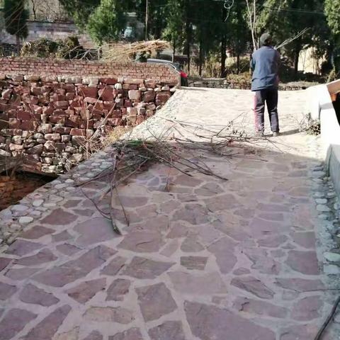 治理“六乱”开展“六清”工作日动态12.1