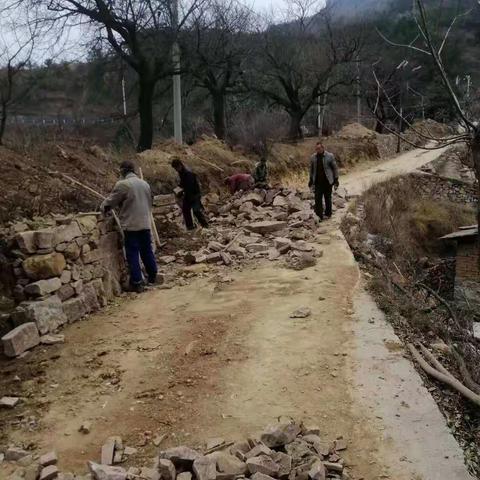 治理“六乱”开展“六清”工作日动态11.27