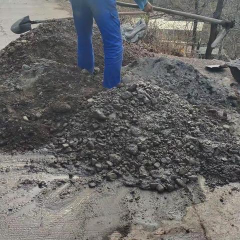 治理“六乱”开展“六清”工作日动态11.26