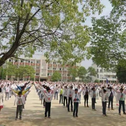 百舸争流，千帆竞发 ----湖中教学大比武活动掠影