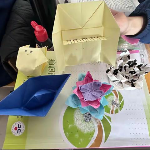 保育19班劳动教育-折纸课