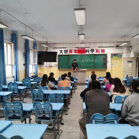 总结分析助成长，交流研讨促提升-二年级组国语质量分析