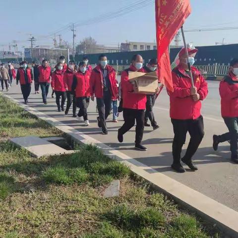 清明节祭扫烈士墓