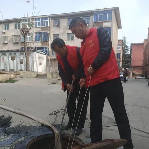 心系社区居民 力保服务为民