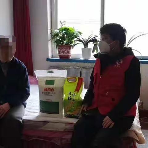 新春送温暖      慰问传真情
