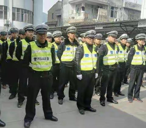 【天台交警城区中队】春节不打烊 在岗保通畅