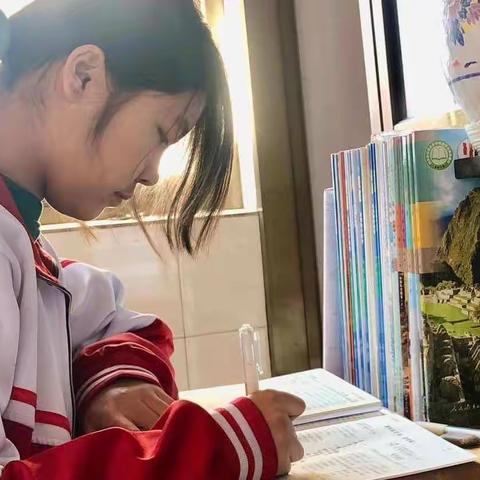 高一一部3班“优秀学生代表”--马晓敏