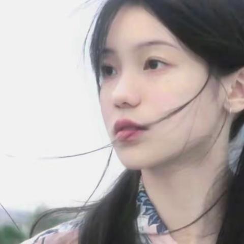 《穿书：替嫁给重生反派后离不掉了》林淩初 顾熠煊