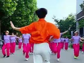 广场舞《一半苦一半甜》竖版展示请欣赏!