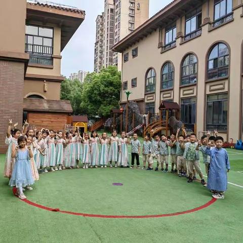 阳光幼儿园大七班期末汇报