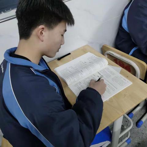 给刘飞翔爸爸妈妈的一封信