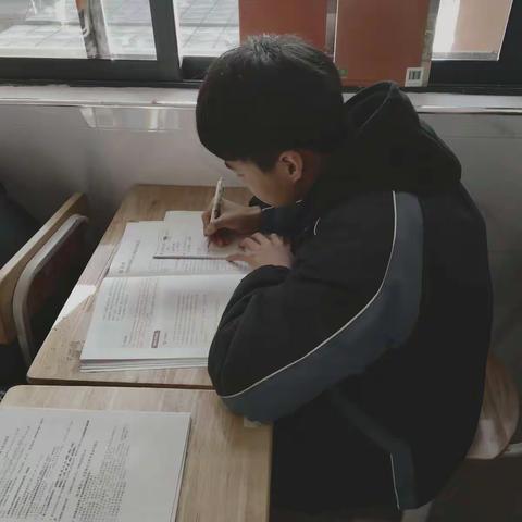 给龙正康爸妈的一封信
