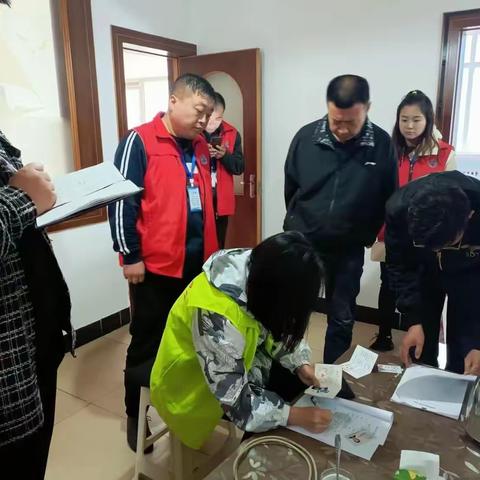 鹿家庄庄网格员们的日常工作