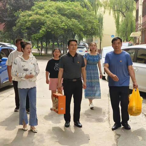 千秋路街道兴苑社区举办“鱼水情深 幸福和谐”八一文艺活动