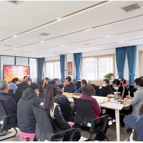 【学迎两会显初心，担当聚力共奋进】—崇业社区党委召开3月主题党日学习活动