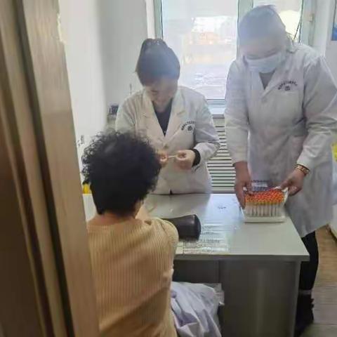 迎接三八 关爱妇女