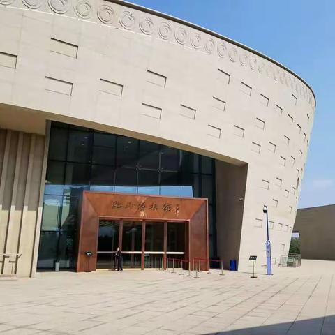 爱家乡，赢未来