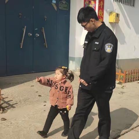 【登门入群 守护平安】固城派出所帮助迷路小女孩回家