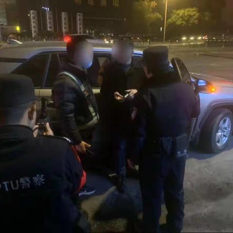 【惊！！！】一男子醉酒后竟做出这样的事情…