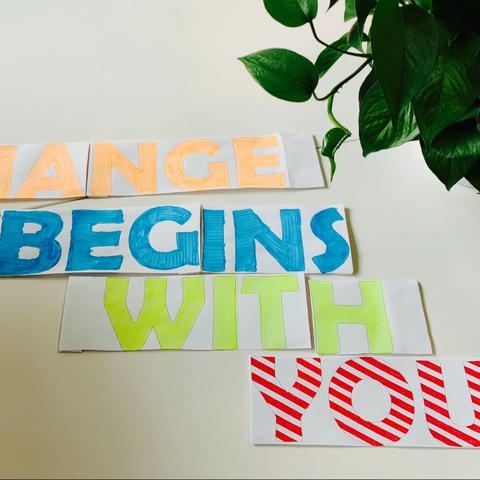 CHANGE BEGINS WITH YOU！——深圳外国语学校致远高中“保护野生动物”主题英文海报展示