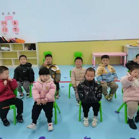 【金色阳光幼儿园】——用爱教养，用心教育