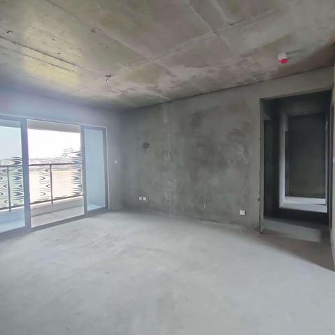 ❤️89.8万，合景领峰，4/2/2，产权116，主屋带衣帽间，2梯4户，已收房☎️🔑61290