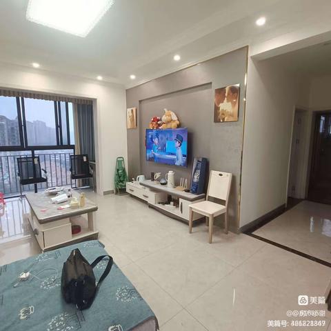 ❤️翠微香庭，精装3/2/2，9.9成新 产权109、老证，72.8万，出门东坡，万达，位置巴适。☎️61290