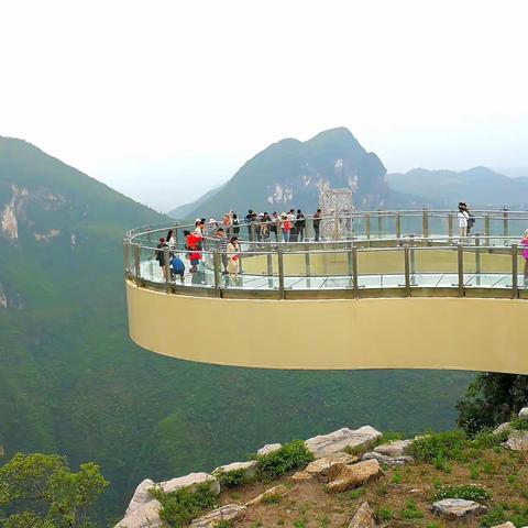 艰辛而又难忘的恩施和神农架之旅(4月17日一26日)