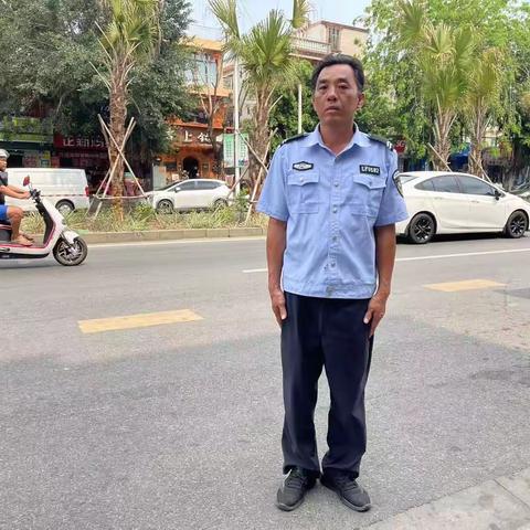 2023年4月18日林旺社区联防队员辖区内 街道小巷加强巡逻防控，无异常情况