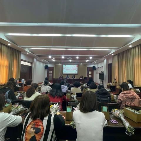 凝聚“她”力量  共谱新篇章——道德街街道庆祝“三八”妇女节活动