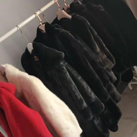 庆阳市宁县本地常年上门回收二手貂皮大衣 哪里有上门回收旧貂皮大衣
