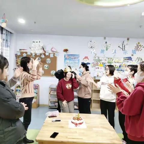 北大附属幼儿园“温馨生日会 情暖教师心”生日活动