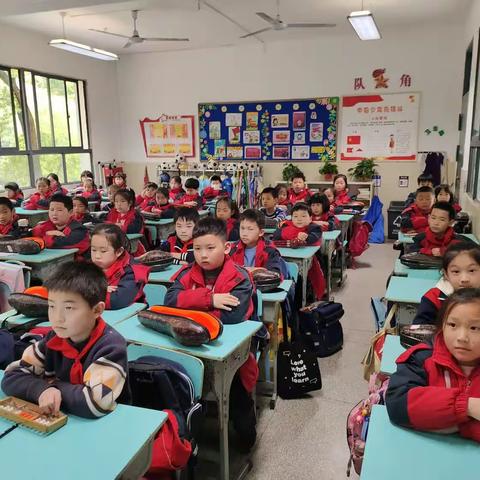 红星小学2004班葫芦丝课程反馈