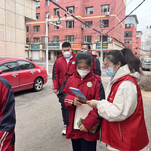 东街街道护北社区开展垃圾分类宣传活动