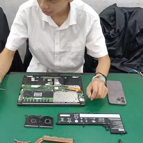 河南经济贸易技师学院的美篇