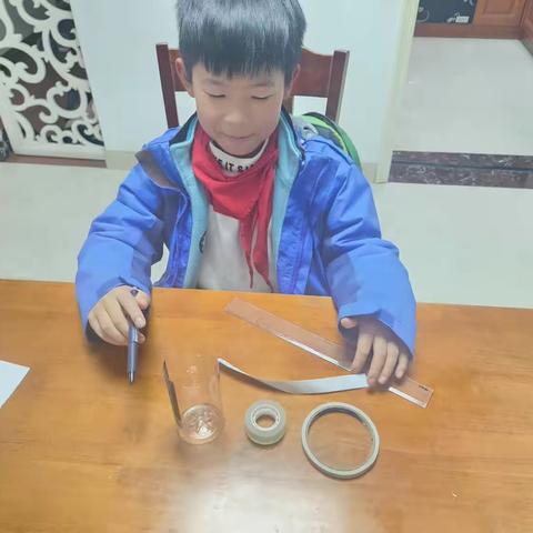 我的科学小实验——测量降雨量实验