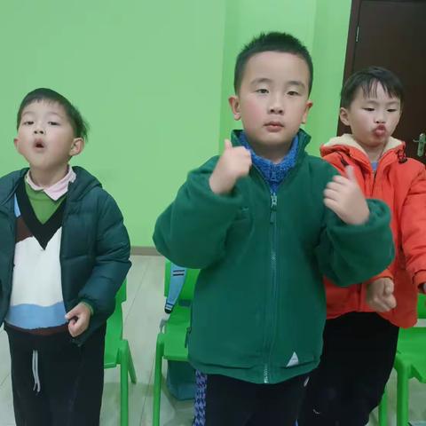 朗艺小主持2023.3.18基础（4）班学习内容1.口部操2.复习《老虎拜师》上3.学习《老虎拜师》下