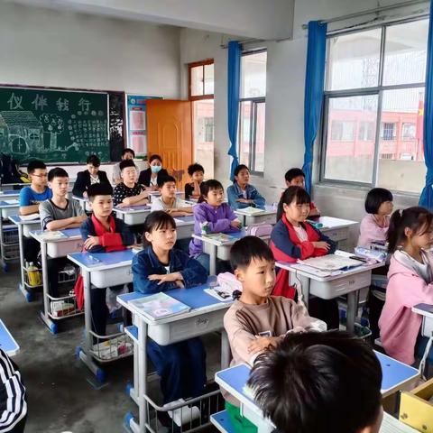 简单的生活，丰富的知识——新省学校数学公开课《简单的小数加、减法》