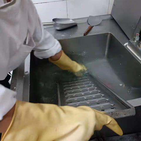 丰台科技班后检查