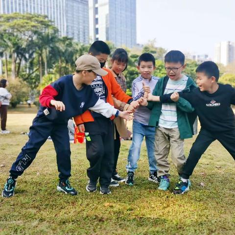 团结共进，友谊长存﻿ ﻿